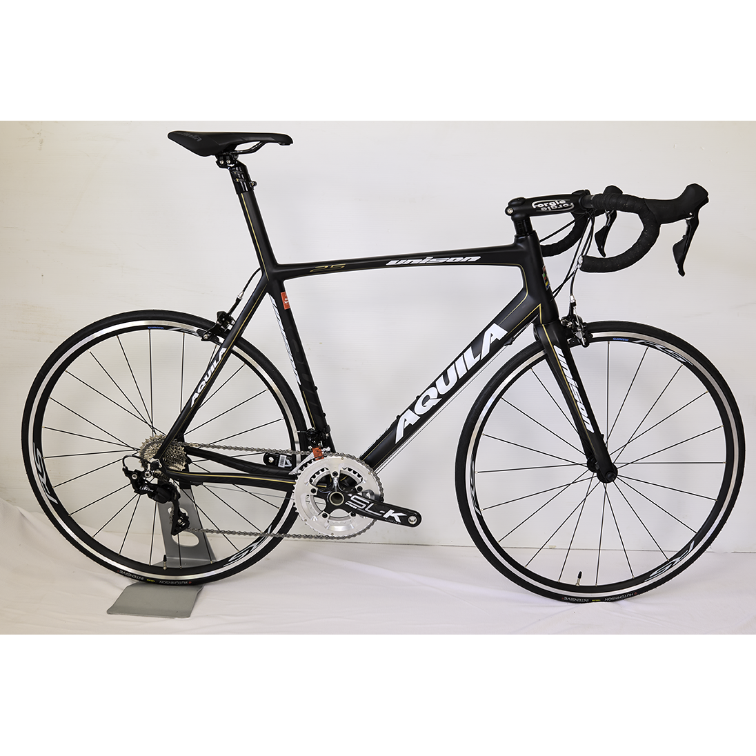 Aquila Unison Road Bike